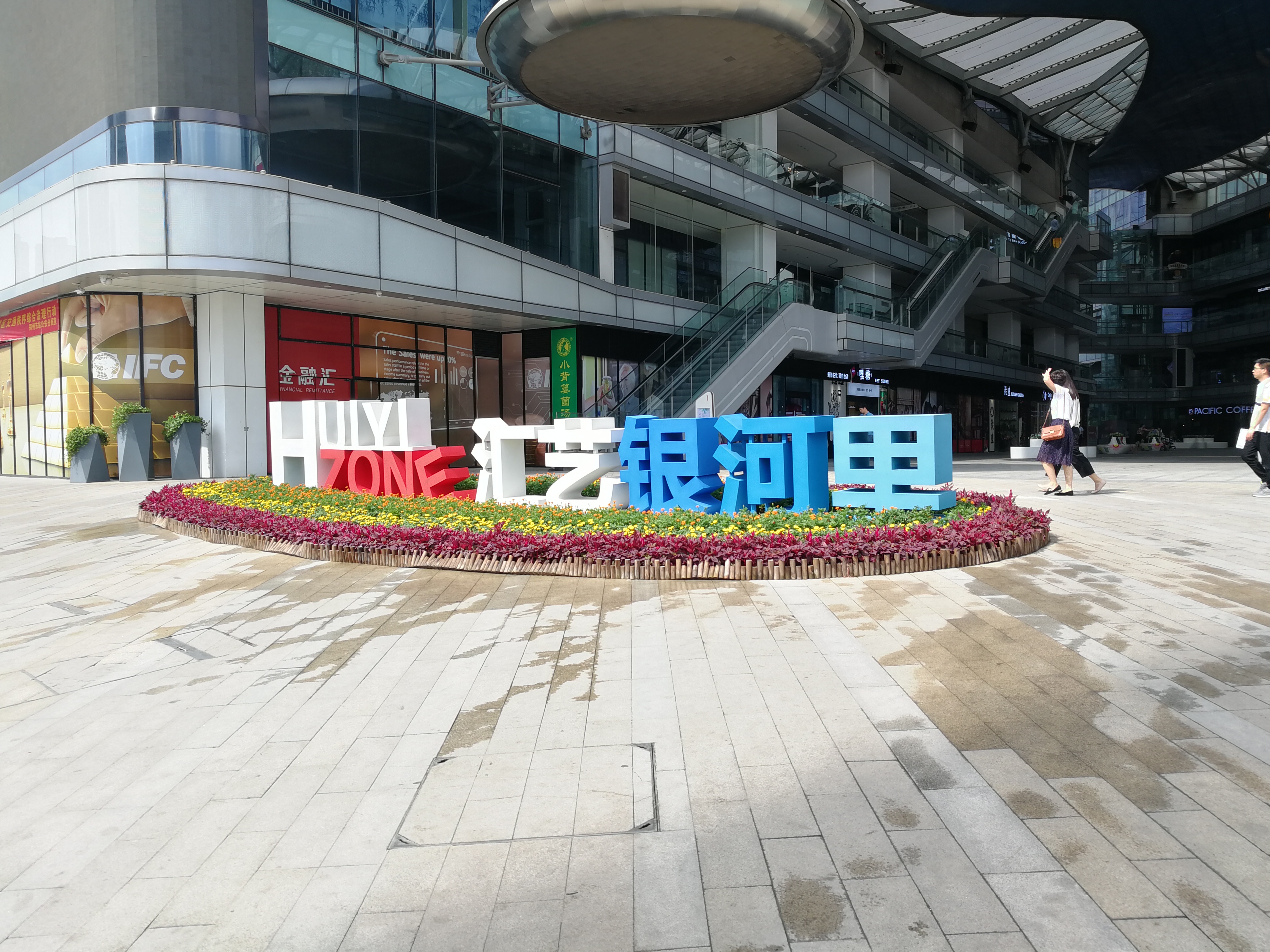 標(biāo)識標(biāo)牌設(shè)計時的色彩搭配和技巧
